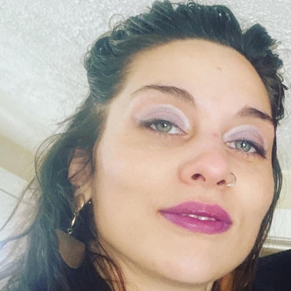 Meet your Posher, Juniper - Picture 1 of 1